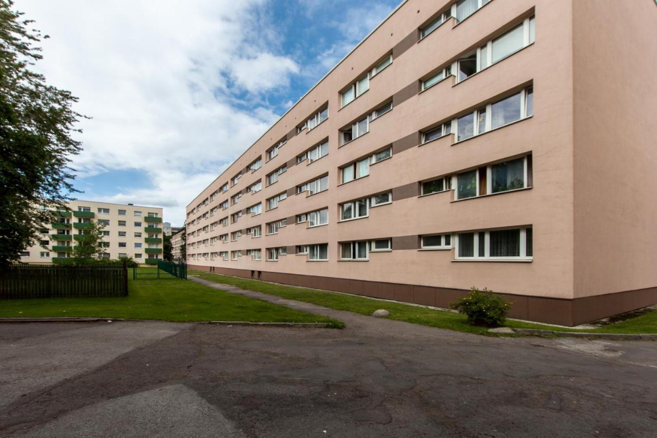 Scandinavian Style In Center *
